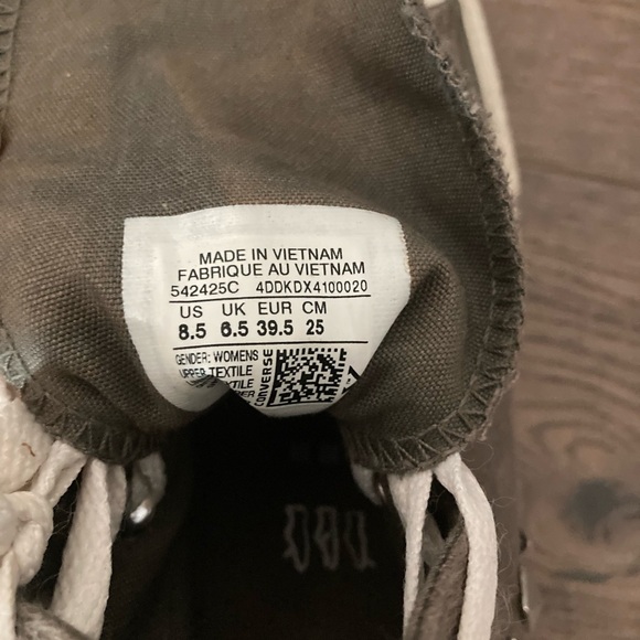 Converse Chuck Taylor All Stars Gray Studded Hi High Top Ankle Boots Sneakers - Picture 9 of 10